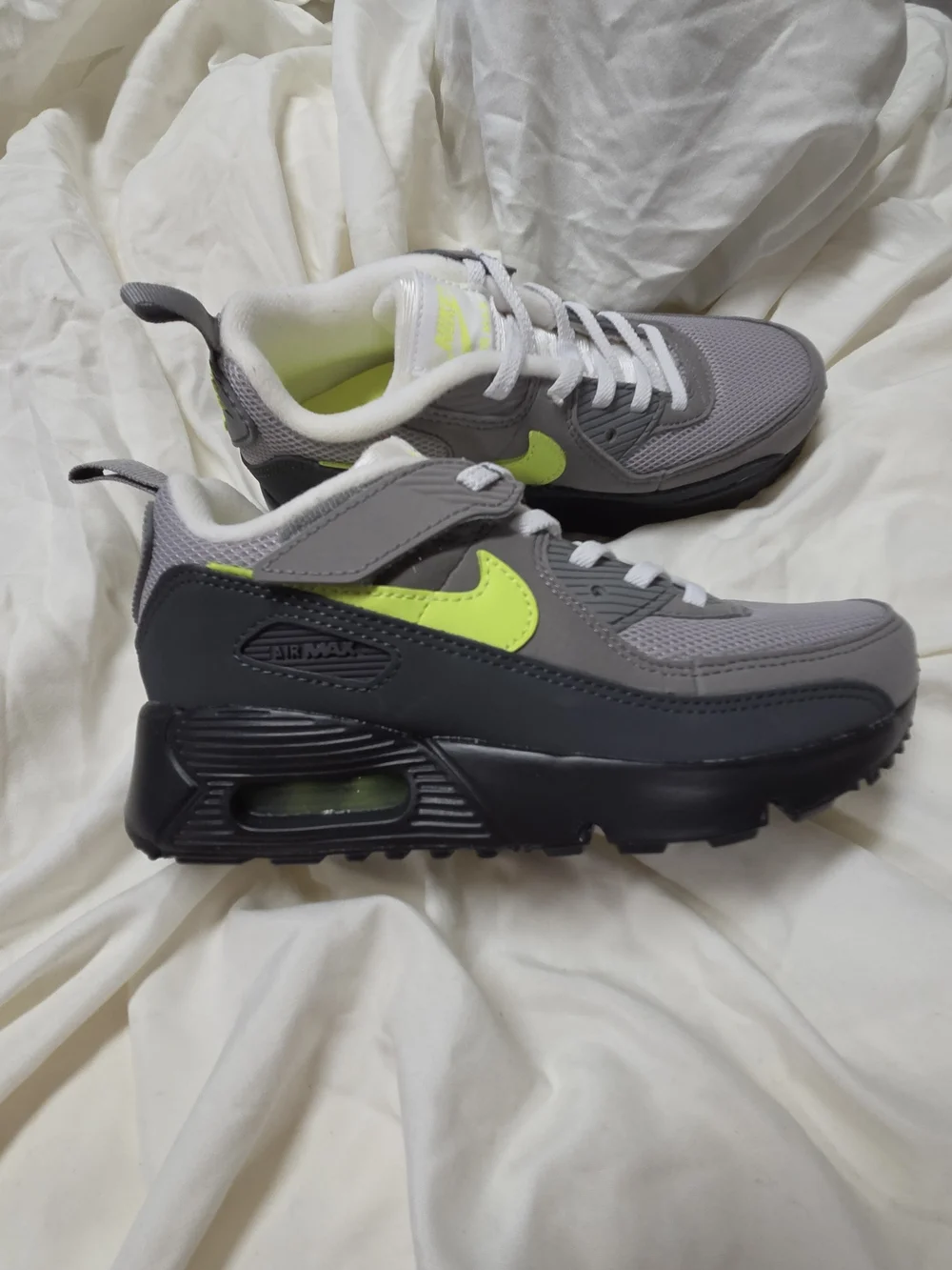 Nike Air Max 90 Kids Gray Sneakers with Neon Yellow Swoosh